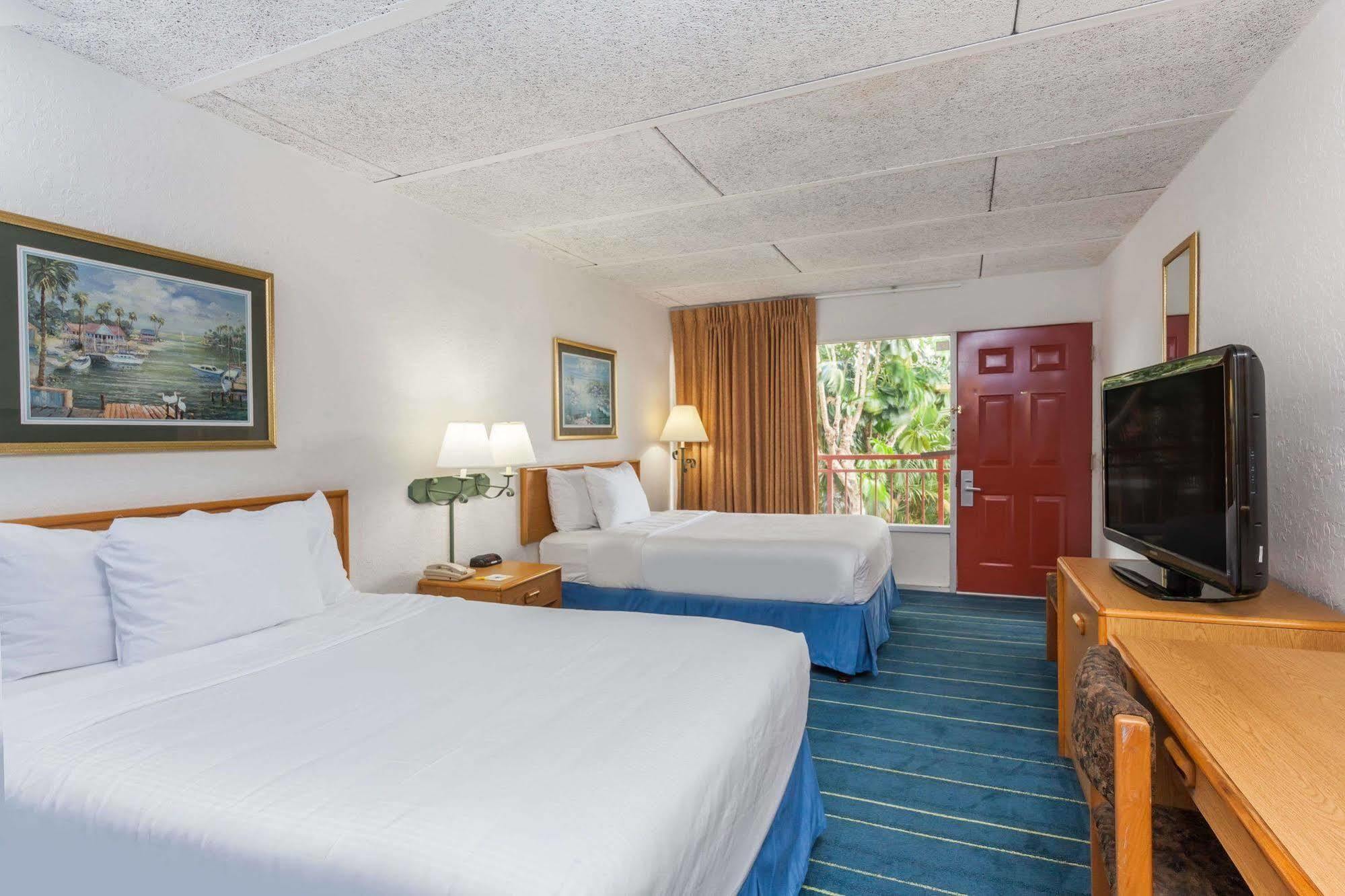 Days Inn By Wyndham West Palm Beach Exterior photo